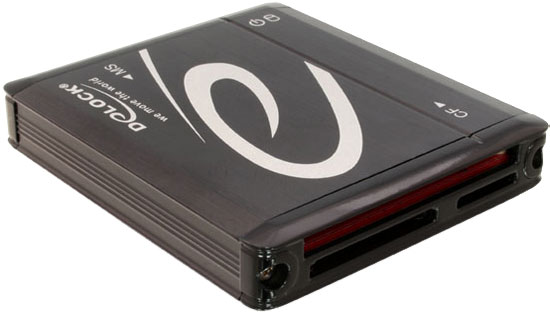 SuperSpeed USB 3.0 Memory Card Reader